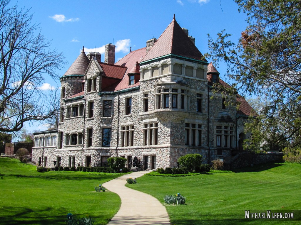 Tippecanoe Place’s Mysterious Woman in&nbsp;White
