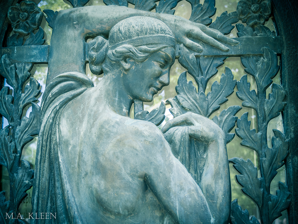 To Mourn is a&nbsp;Virtue