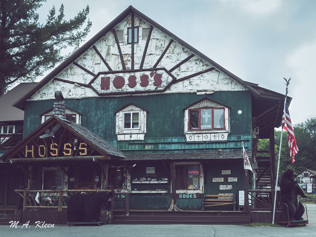 Hoss’s General Store