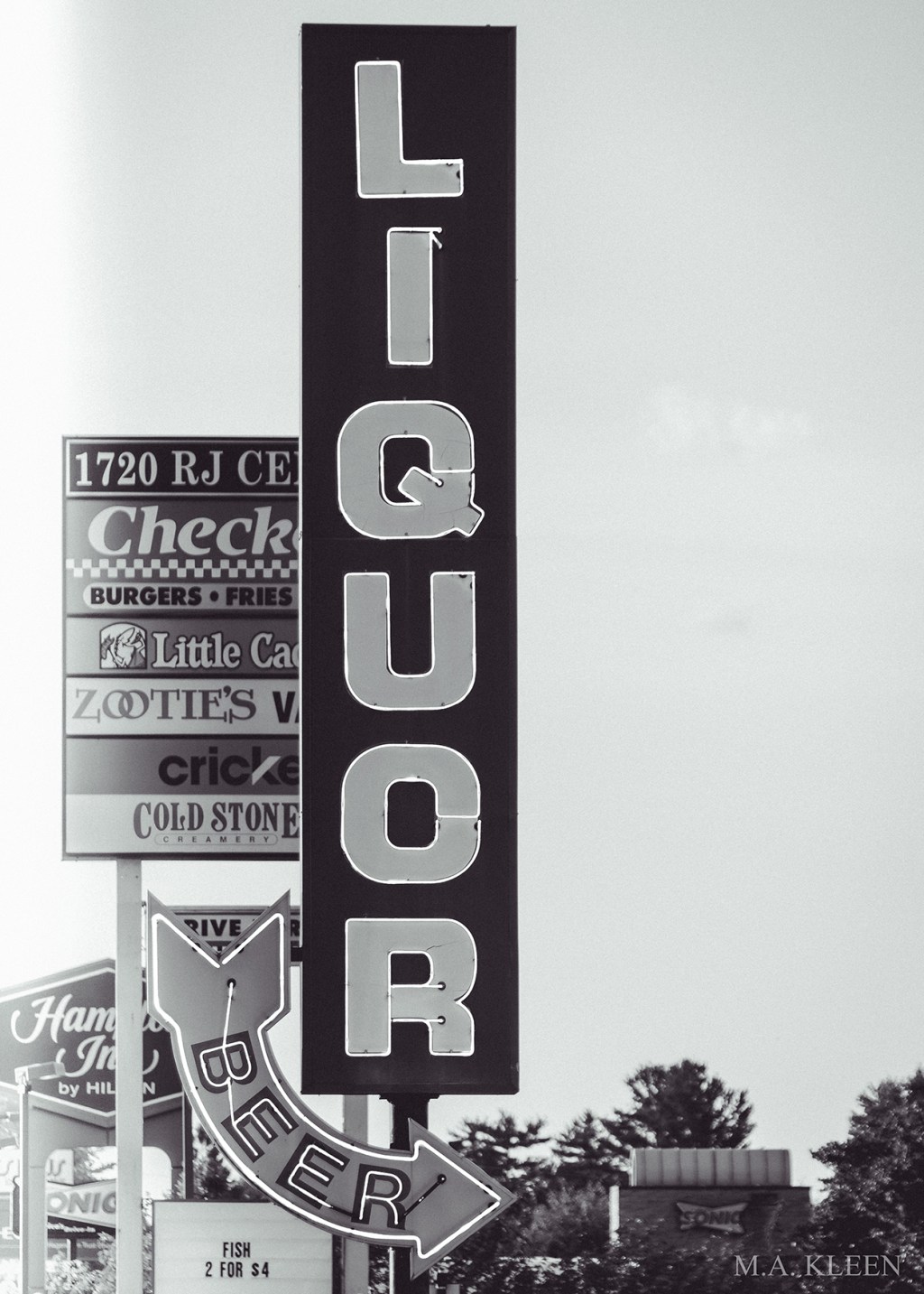 Liquor Locker Neon&nbsp;Sign